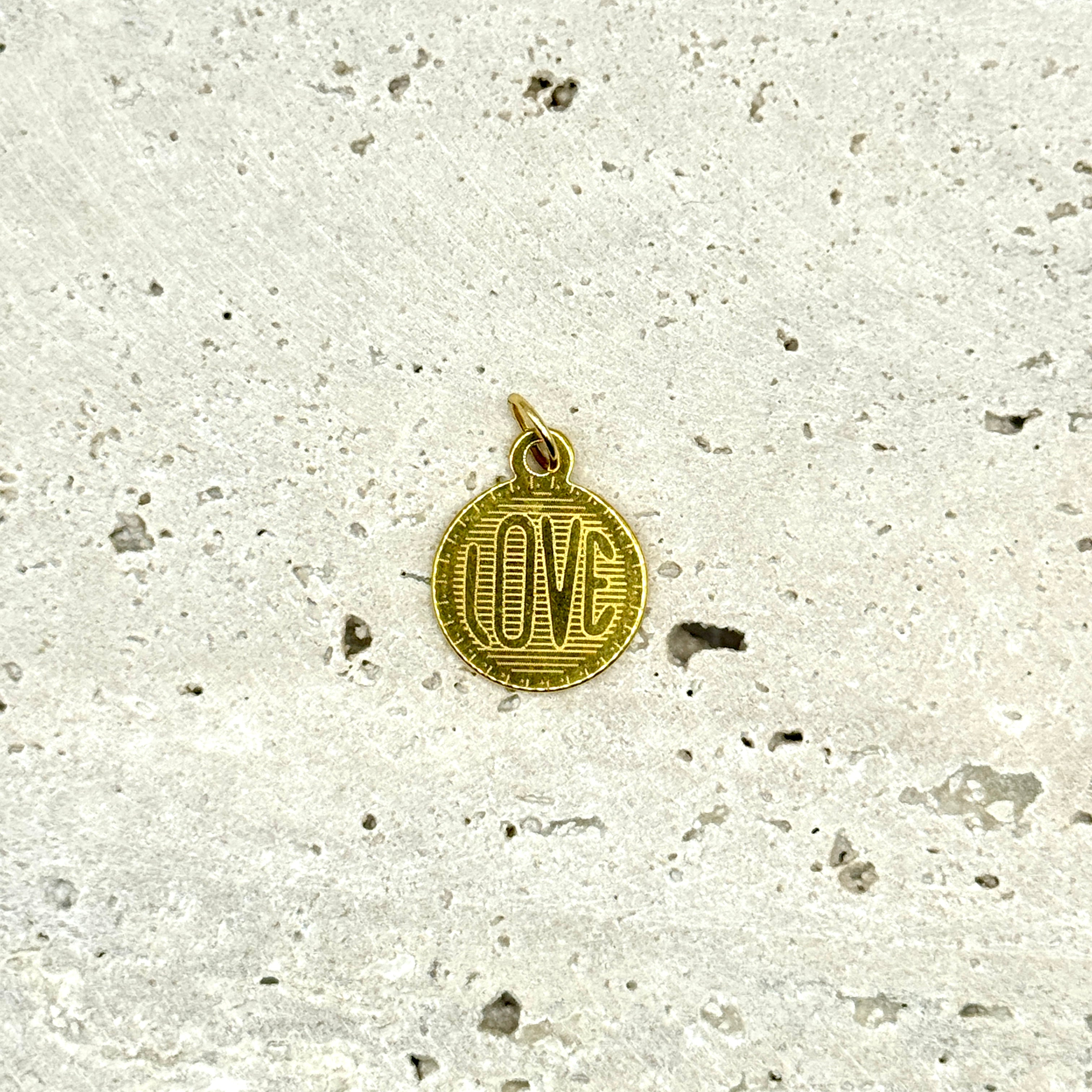 CHARM MÉDAILLON LOVE