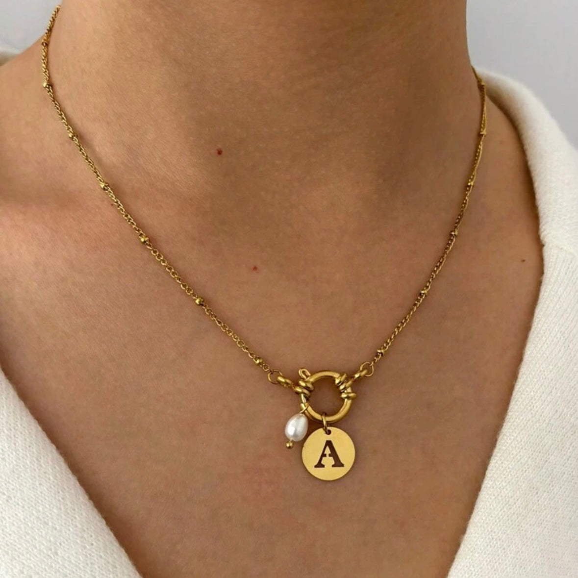 CAMILLE I Collier Charms Initiale Perlé