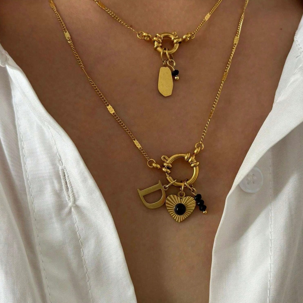 DAPHNÉ I Collier Trio de Charms Initiale