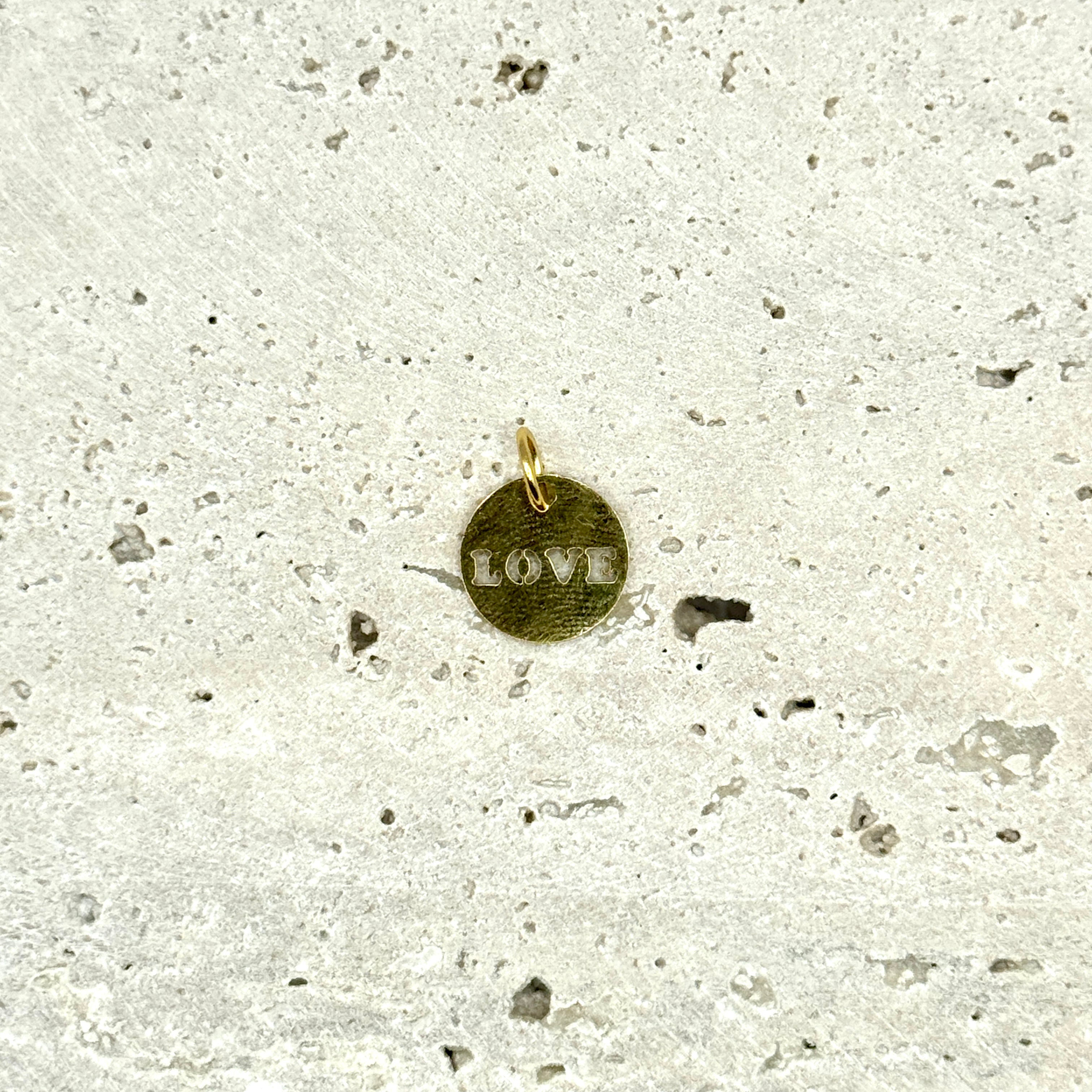CHARM MÉDAILLON LOVE