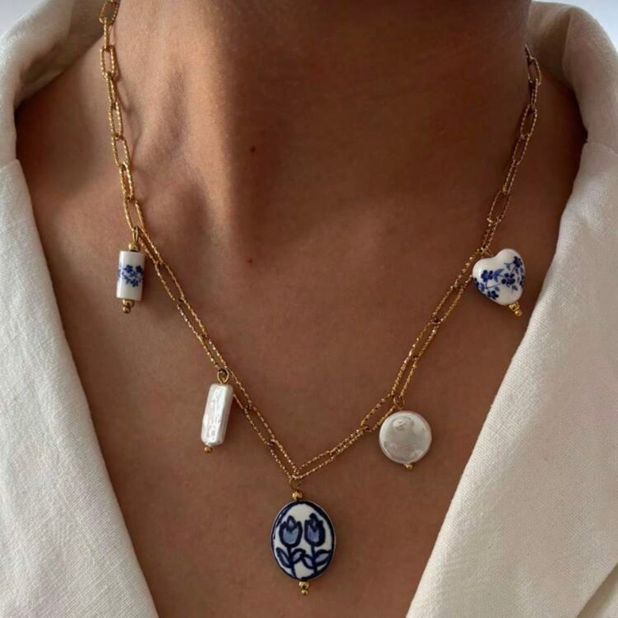 ROSE I Collier Charms Perlés